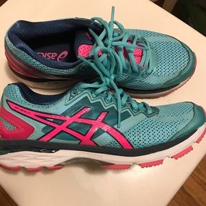 ASICS Gt2000 Women’s Running Shoes